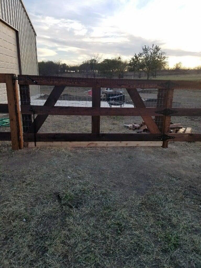 Three-rail wood ranch fence